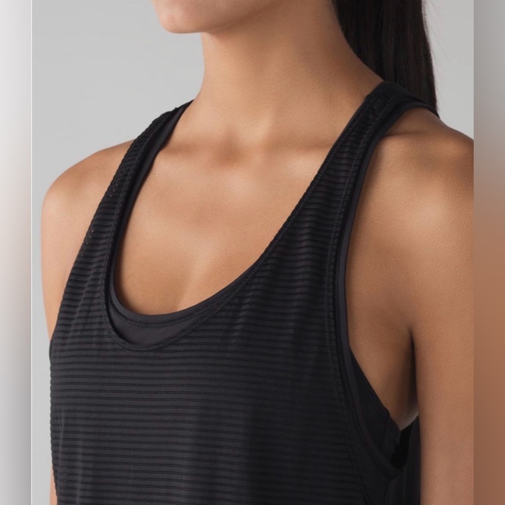 Lululemon Lean In Mesh Tank - Picture 2 of 10